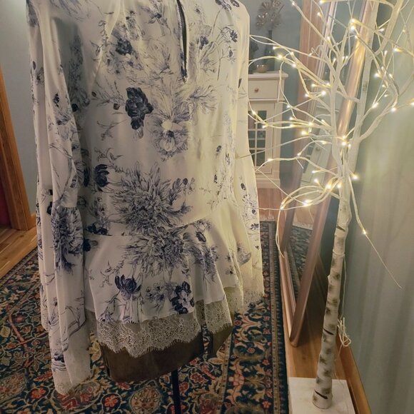 Silk blouse - Picture 3 of 9